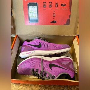 Nike Lunarglide Purple Sneakers